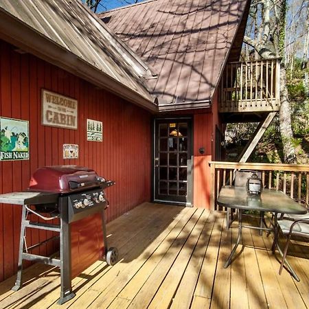 Bear View Chalet With Hot Tub And Near Ober 蓋特林堡 外观 照片